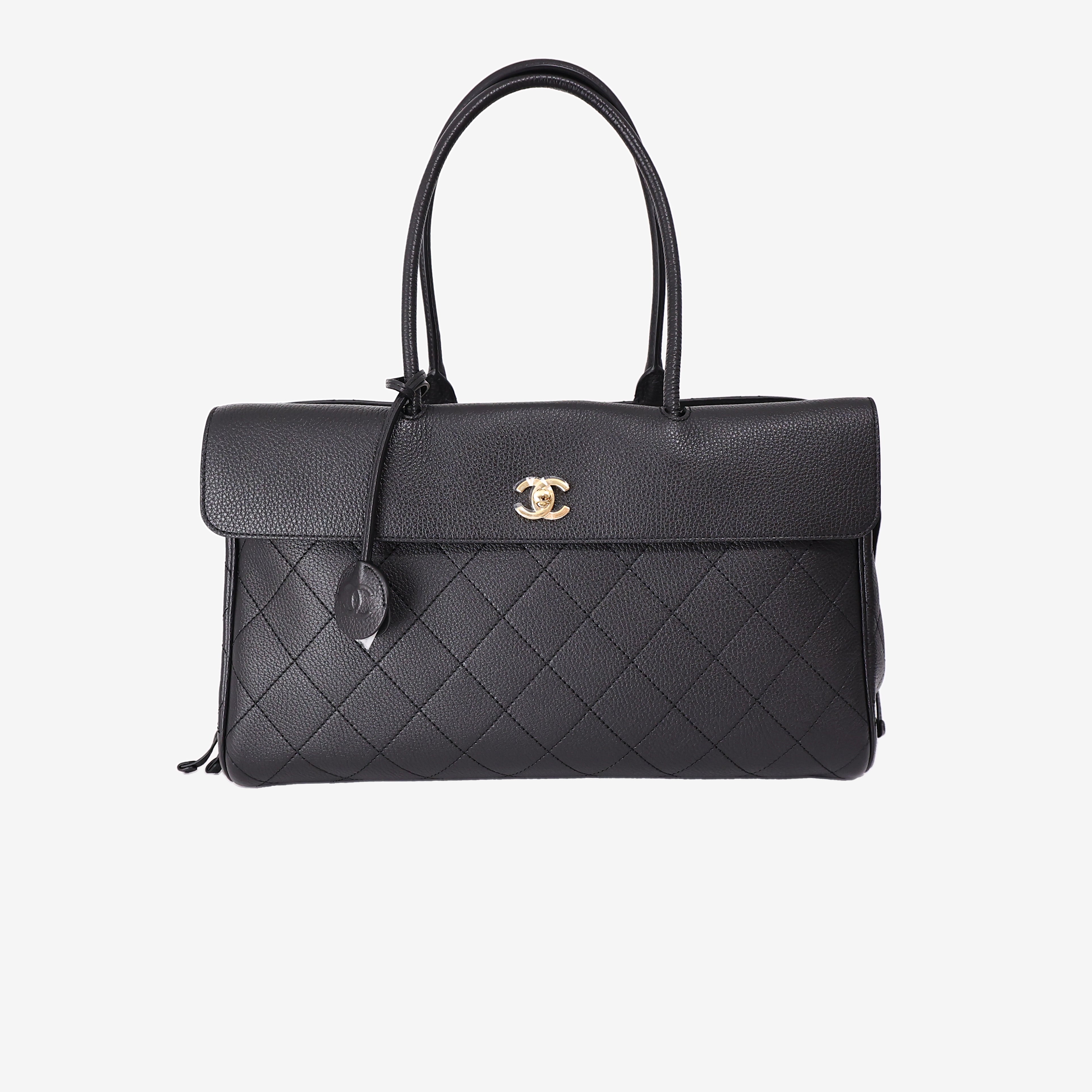 CHANEL ブラック バッグ Chanel 26A Shopping Bag Black Grained Calfskin GHW | SW3 Boutique