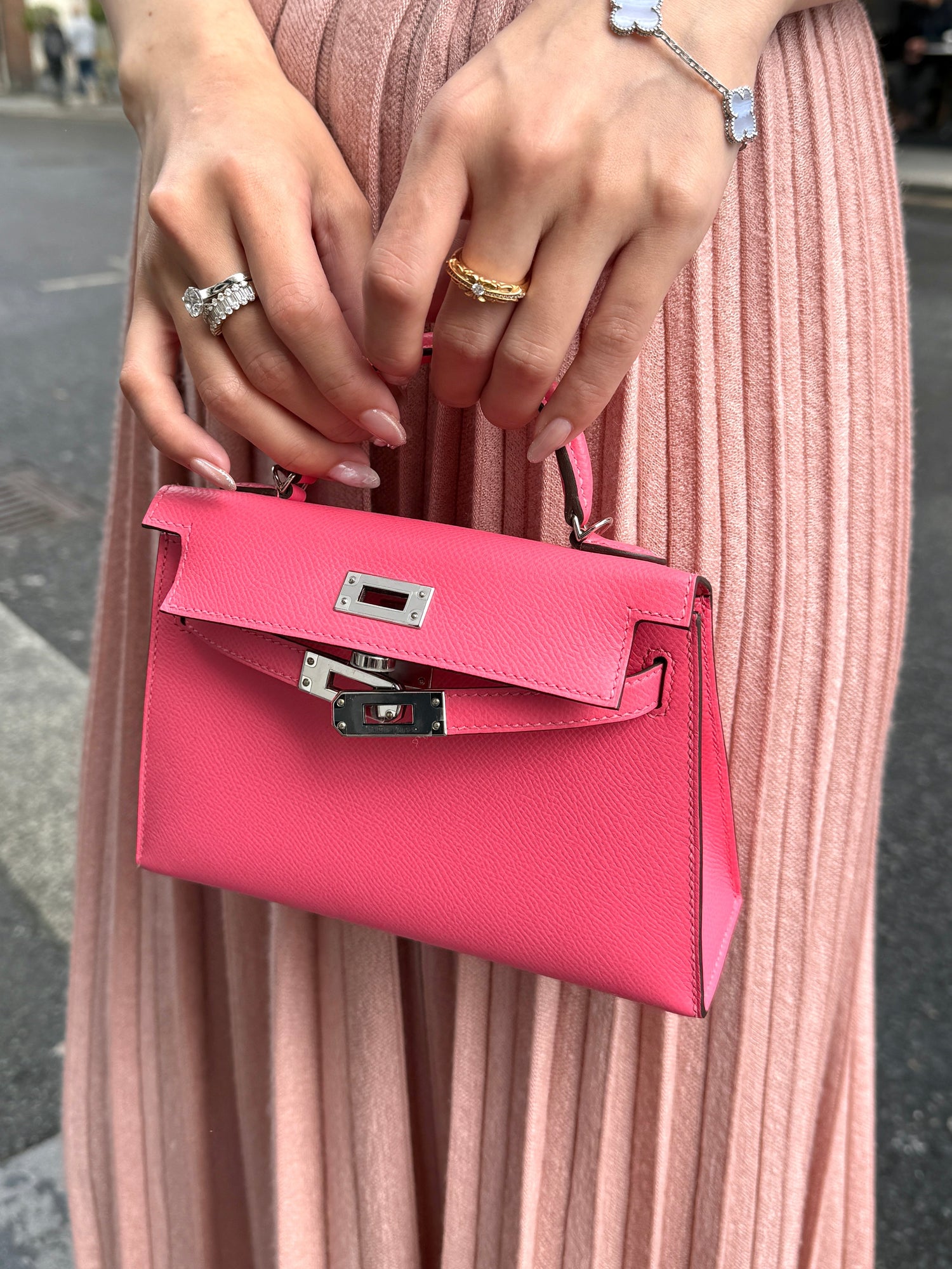 Colourful Mini Kellys: Why Spring Is Always Mini Kelly Season 💐
