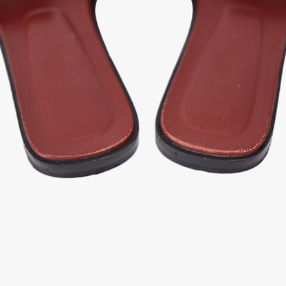 Hermès Oran Sandals in Rouge Tomette Calfskin Leather (Size 38.5)