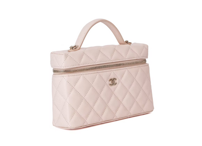 Chanel Vanity with Chain Calfskin light pink