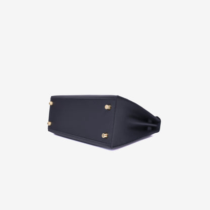Hermès Kelly 25 in Noir Epsom Leather in Gold Hardware bottom side view