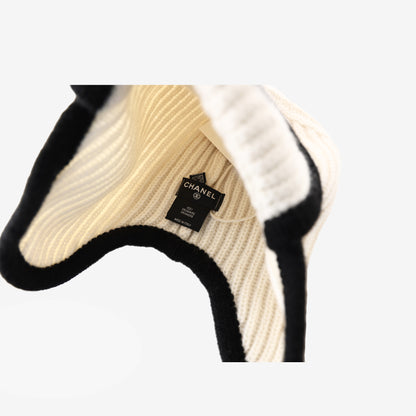 Chanel CC Beanie in White/Black Cashmere