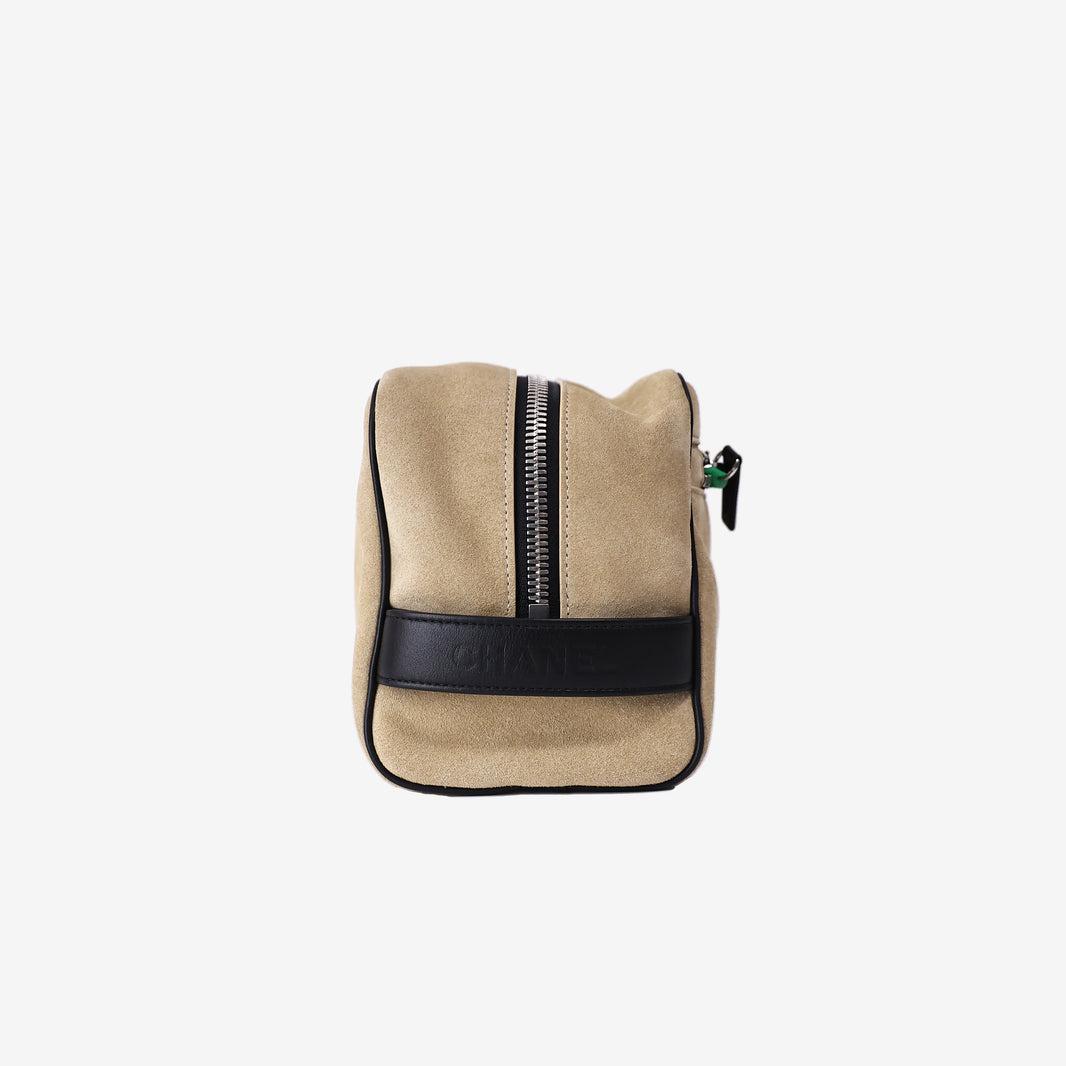 Chanel 26A Matthieu Blazy Large Zipped Pouch in Beige Calfskin Leather (Contact to Enquire)