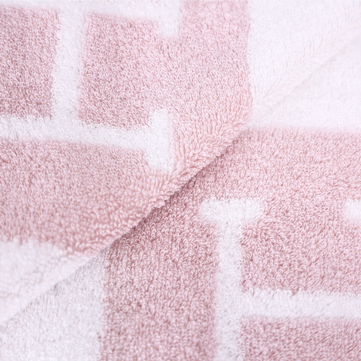 Hermès Avalon Wash Cloth in Rose Lilas Cotton detail view