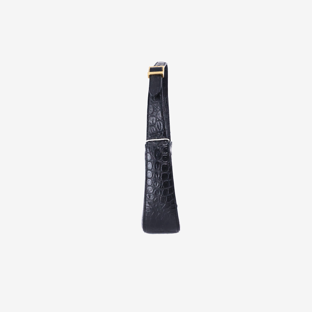 Saint Laurent Le 5 à 7 Shoulder Bag in Noir Croc-Embossed Calfskin Leather