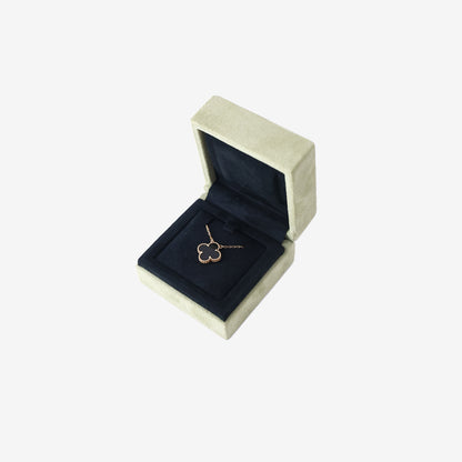 Van Cleef & Arpels Vintage Alhambra Pendant in Yellow Gold & Onyx