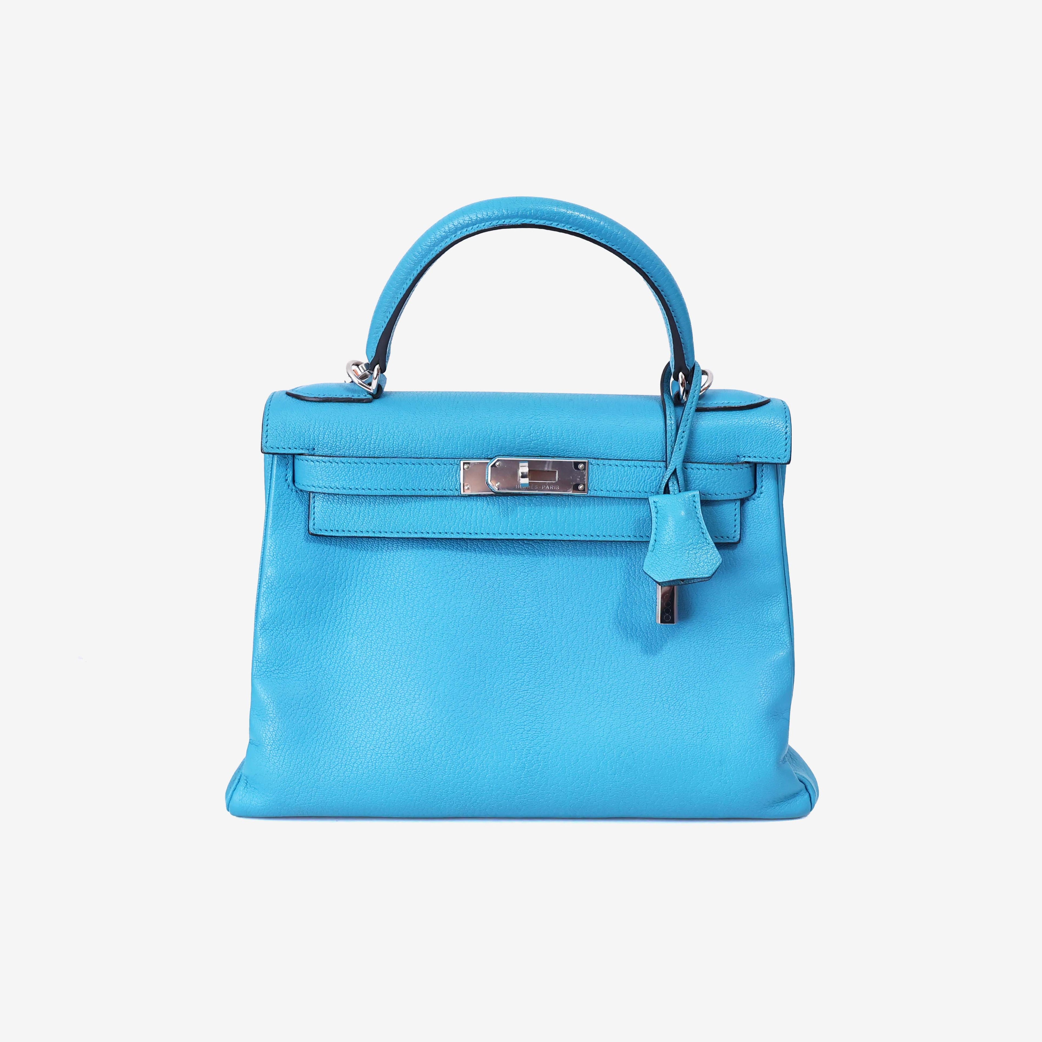 Hermès Kelly 28 in Celeste Evercolor Leather with Palladium Hardware front view