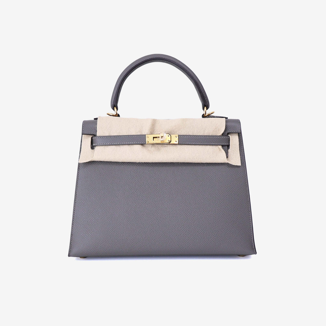Hermès Kelly 25 in Gris Meyer Epsom Leather with Gold Hardware front view