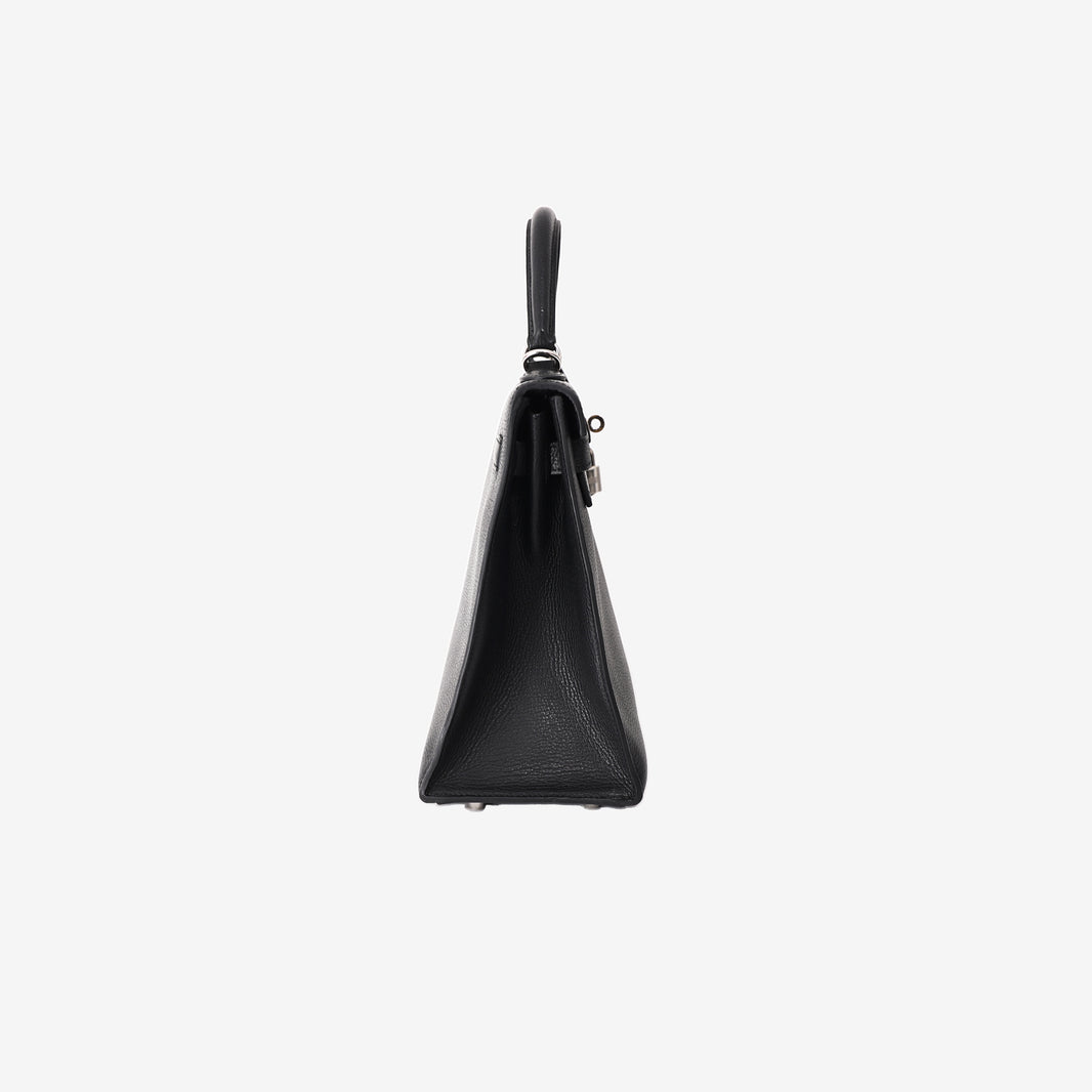 Hermès Kelly 32 in Black Leather with Palladium-Plated Hardware