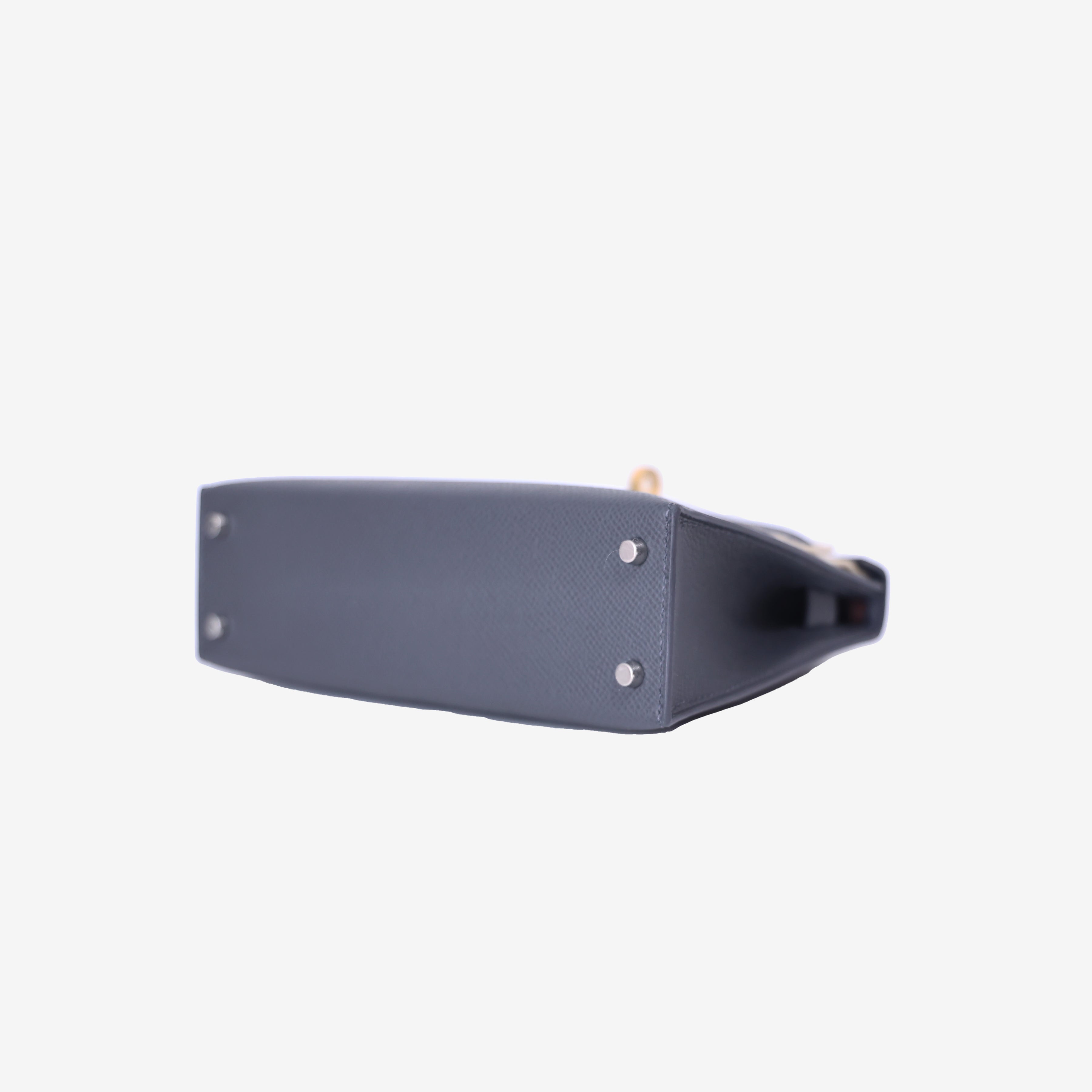 Hermès Mini Kelly 20 in Ardoise Epsom Leather Electrum Hardware bottom side view
