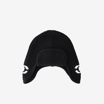 Chanel CC Beanie in Black/White Cashmere