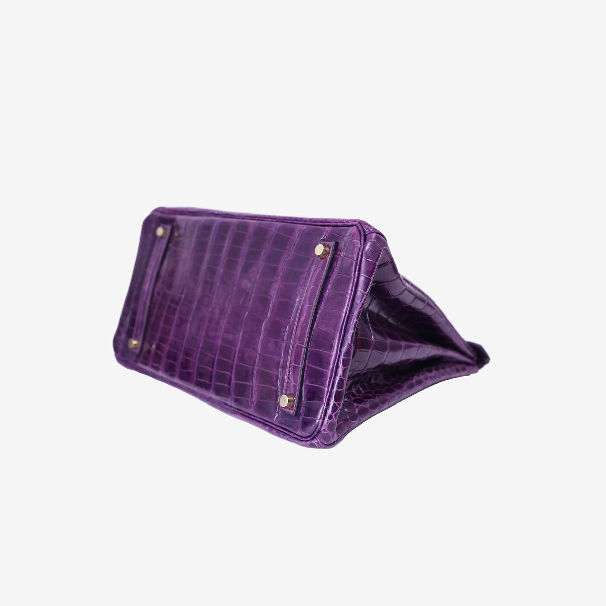 Hermès Birkin 35 in Amethyst Porosus Crocodile Leather bottom side view