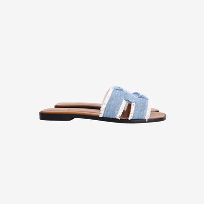 Hermès Oran Sandals in Bleu Clair Maxi Fringed Denim (Size 39)