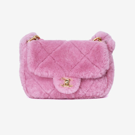 Chanel 22 Pink Shearling Flap Bag in Pink Shearling Lambskin Leather with Gold Hardware (Contact to Enquire)