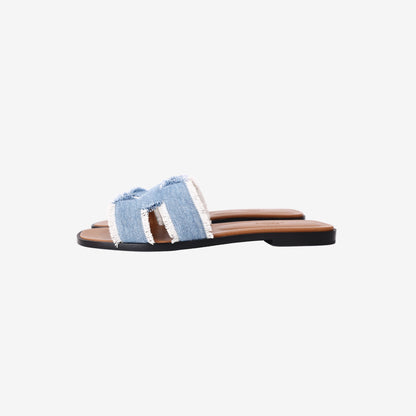 Hermès Oran Sandals in Bleu Clair Maxi Fringed Denim (Size 39)