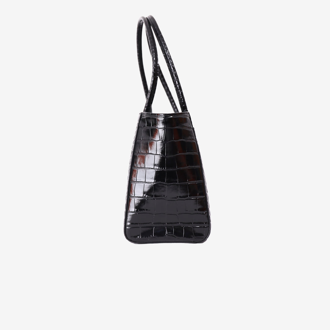 Chanel 26S Crocodile-Embossed Shopping Tote in Black Calfskin with Gold Hardware (Contact to Enquire)