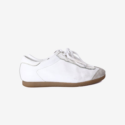 Maison Margiela Featherlight Low-Top Sneakers in White Calf Leather & Suede (Size 37)