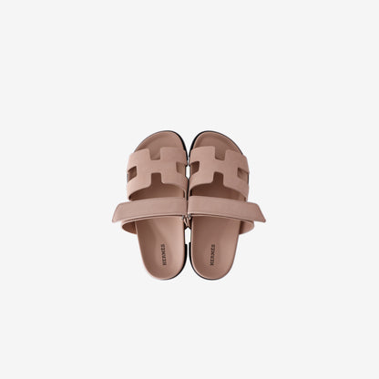 Hermès Chypre Sandals in Rose Porcelaine Suede (Size 38.5)
