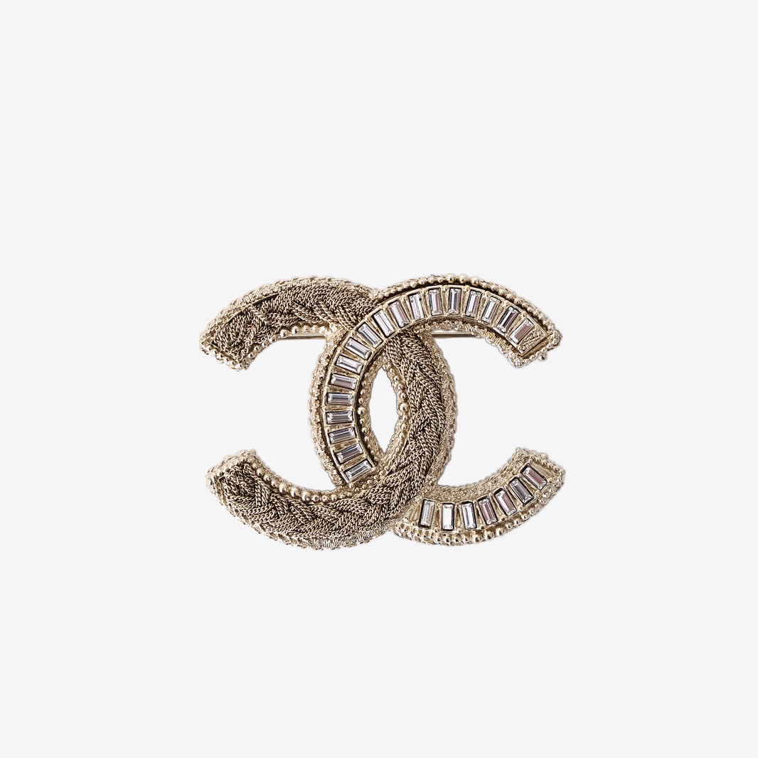 Chanel CC Brooch in Gold-Tone Metal with Crystal Embellishment