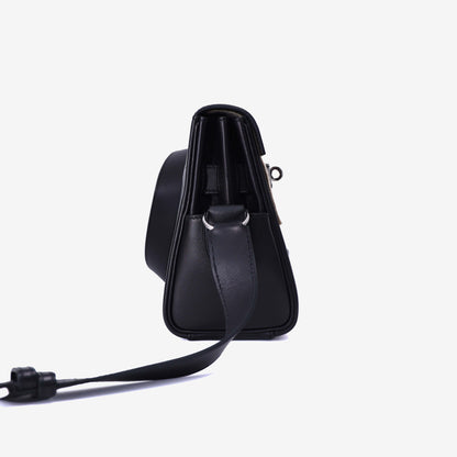 Hermès Kelly Messenger in Noir Evergrain Leather with Palladium Hardware side view
