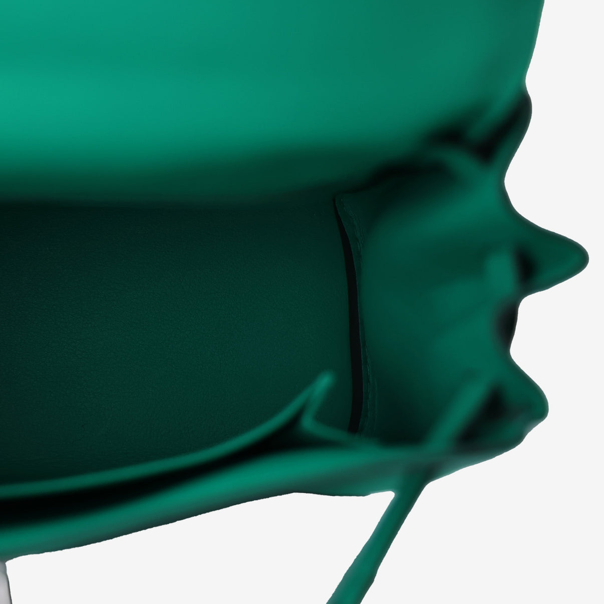 Hermès Kelly 25 in Vert Comics Swift Leather with Palladium Hardware interior view