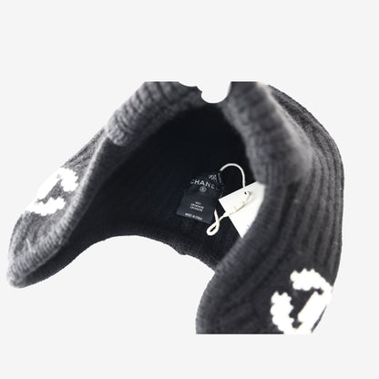 Chanel CC Beanie in Black/White Cashmere