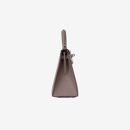 Hermès Kelly 25 in Etoupe Epsom Leather with Palladium Hardware side view