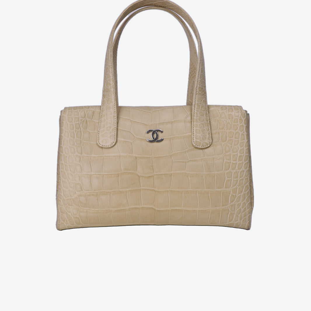 Chanel Vintage Alligator Shopping Bag in Yellow Shiny Alligator Leather with Silver Hardware front view