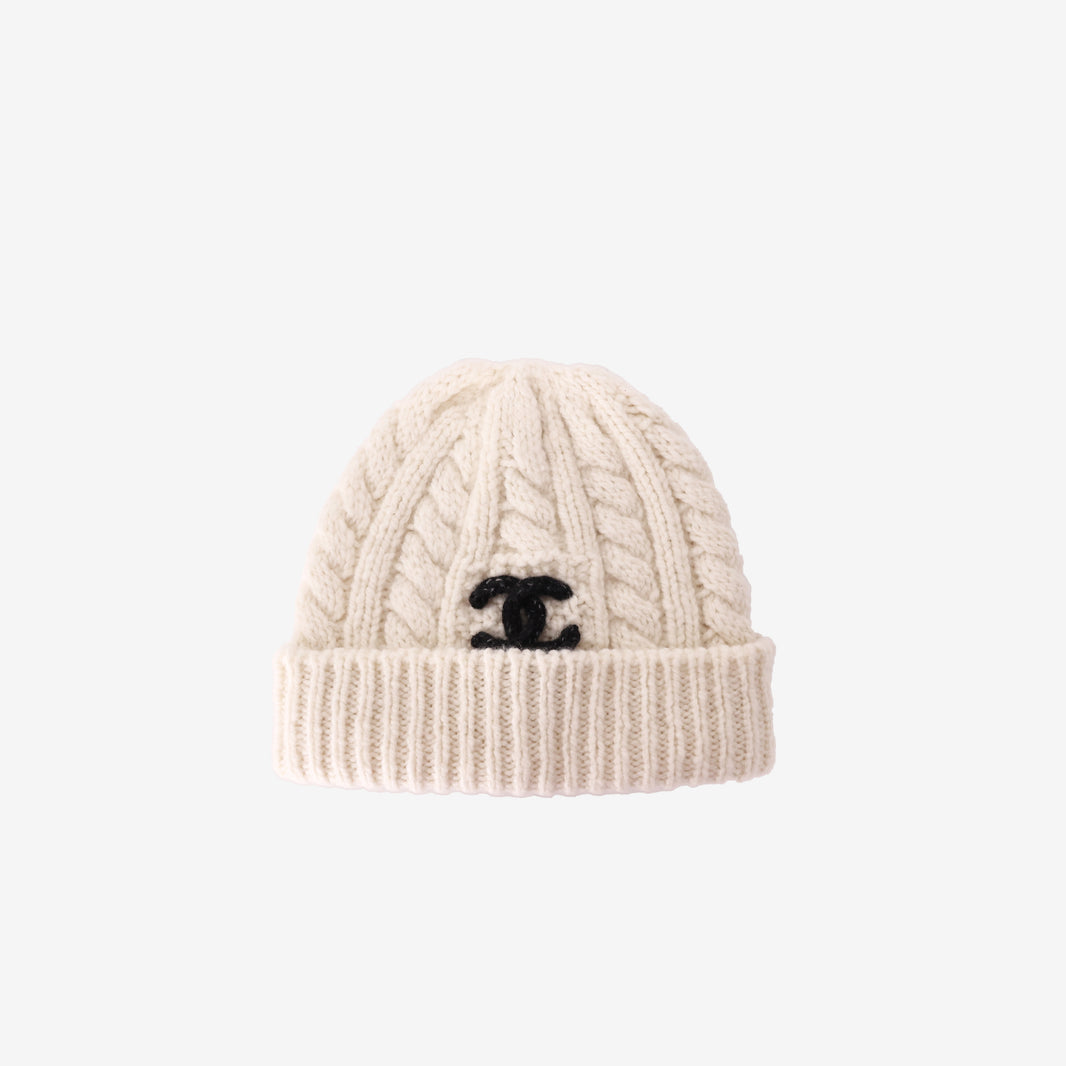 Chanel Cloche Beanie in White Cashmere