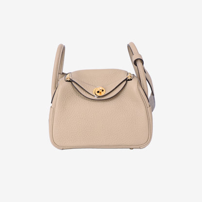 Hermès Mini Lindy in Trench Clemence Leather with Gold Hardware front view