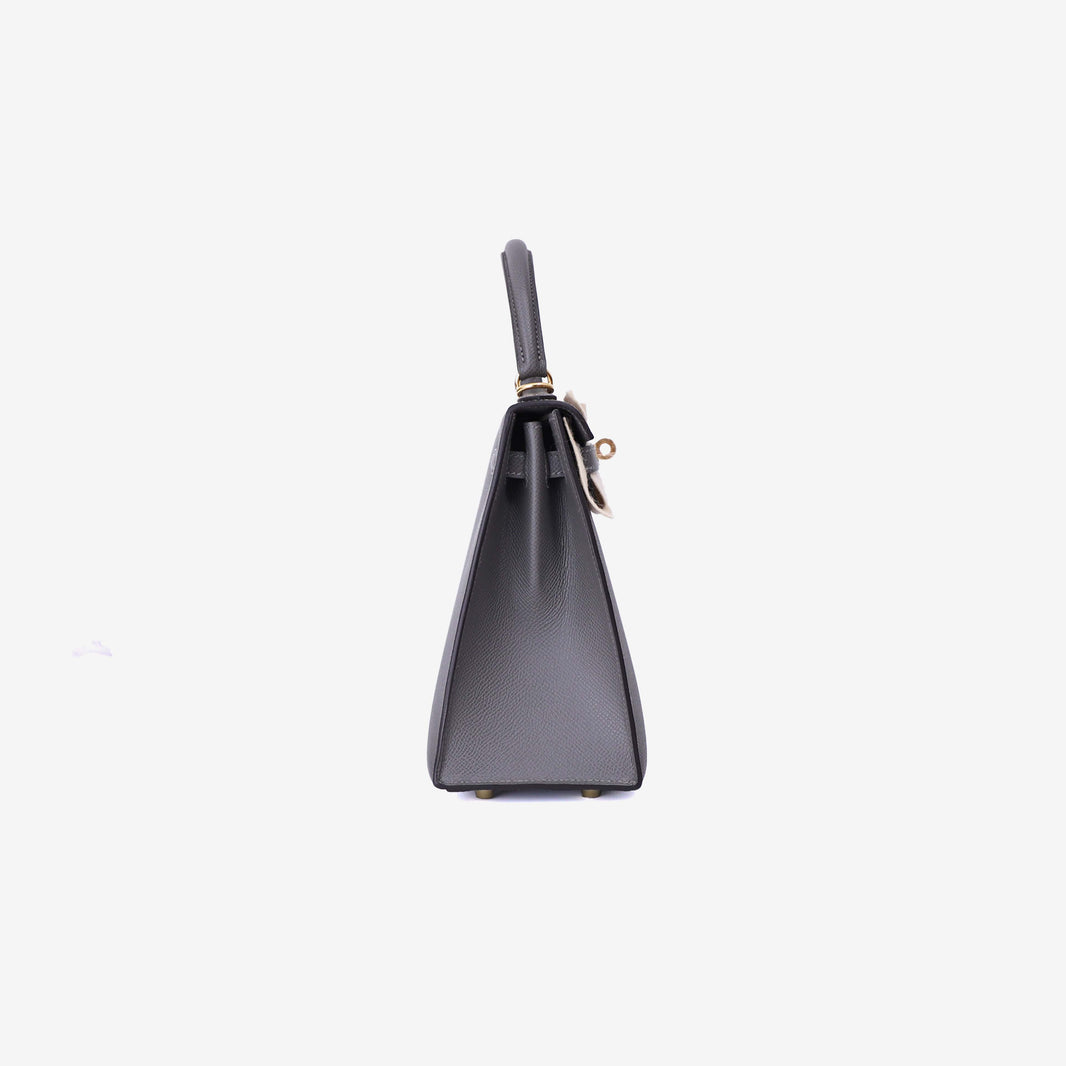 Hermès Kelly 25 in Gris Meyer Epsom Leather with Gold Hardware side view