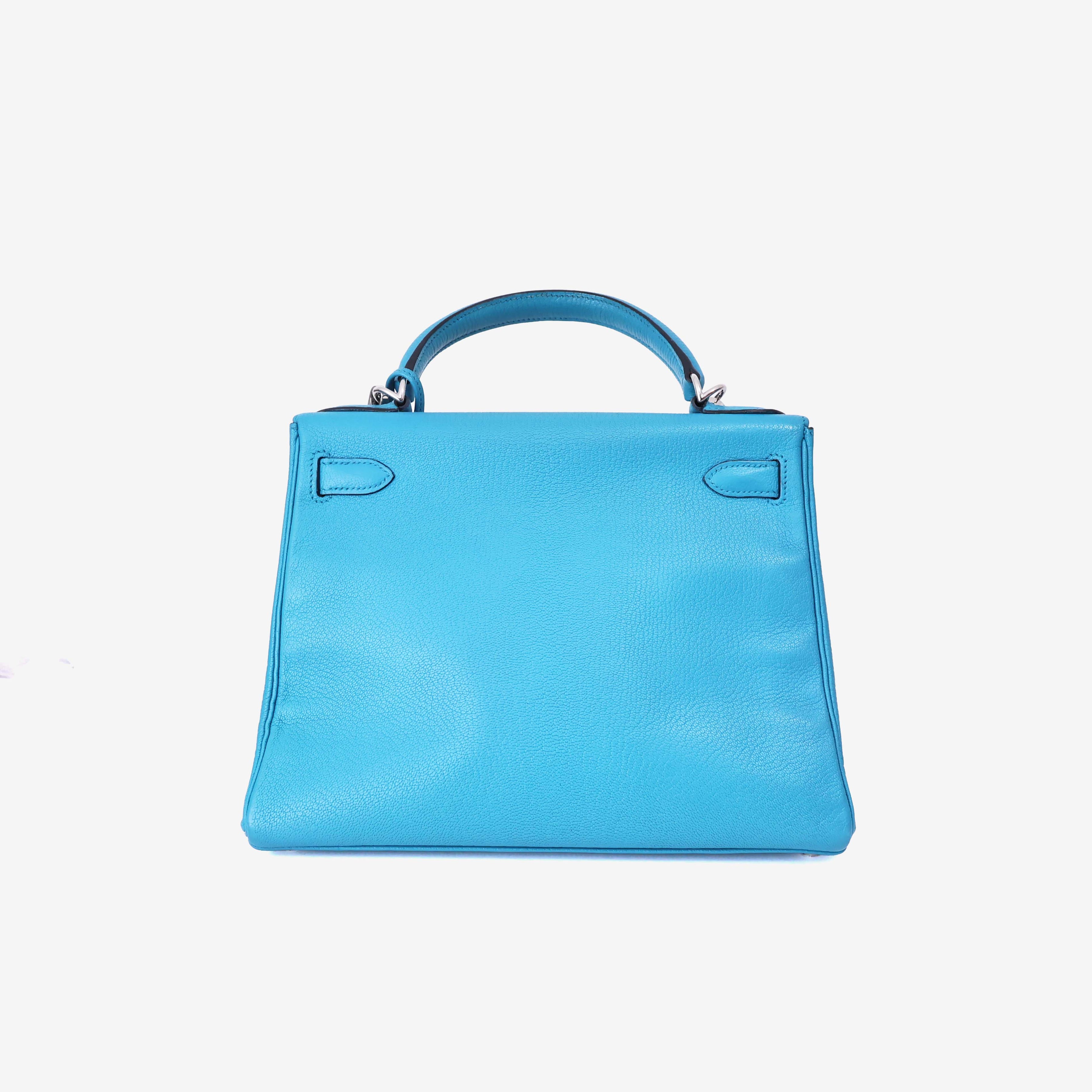 Hermès Kelly 28 in Celeste Evercolor Leather with Palladium Hardware back view