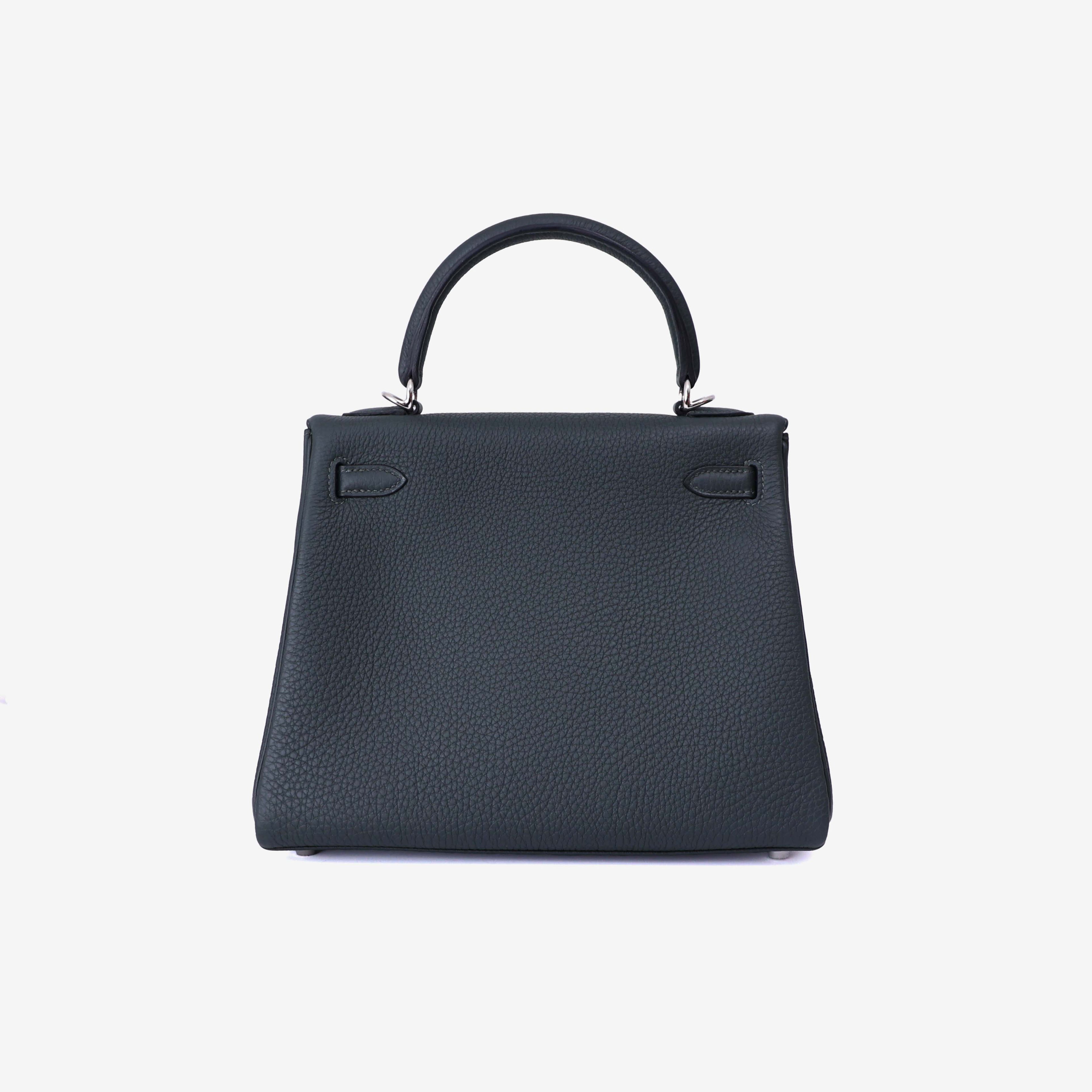 Hermès Kelly 25 in New Vert Foncé Togo Leather with Palladium Hardware back view