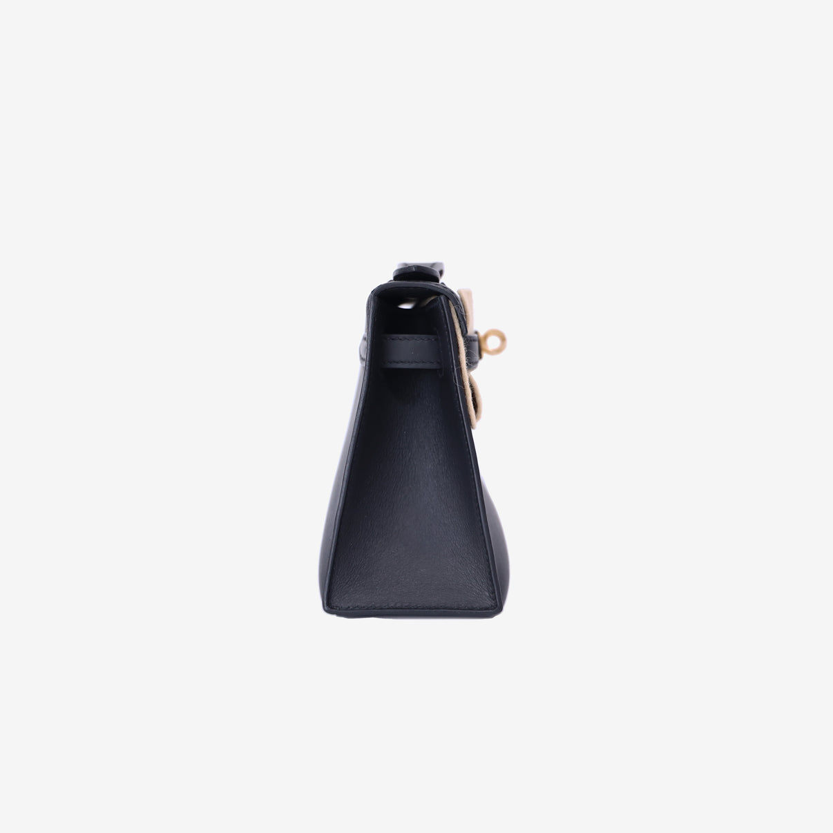 Hermès Kelly Pochette in Noir Swift Leather with Gold Hardware side view