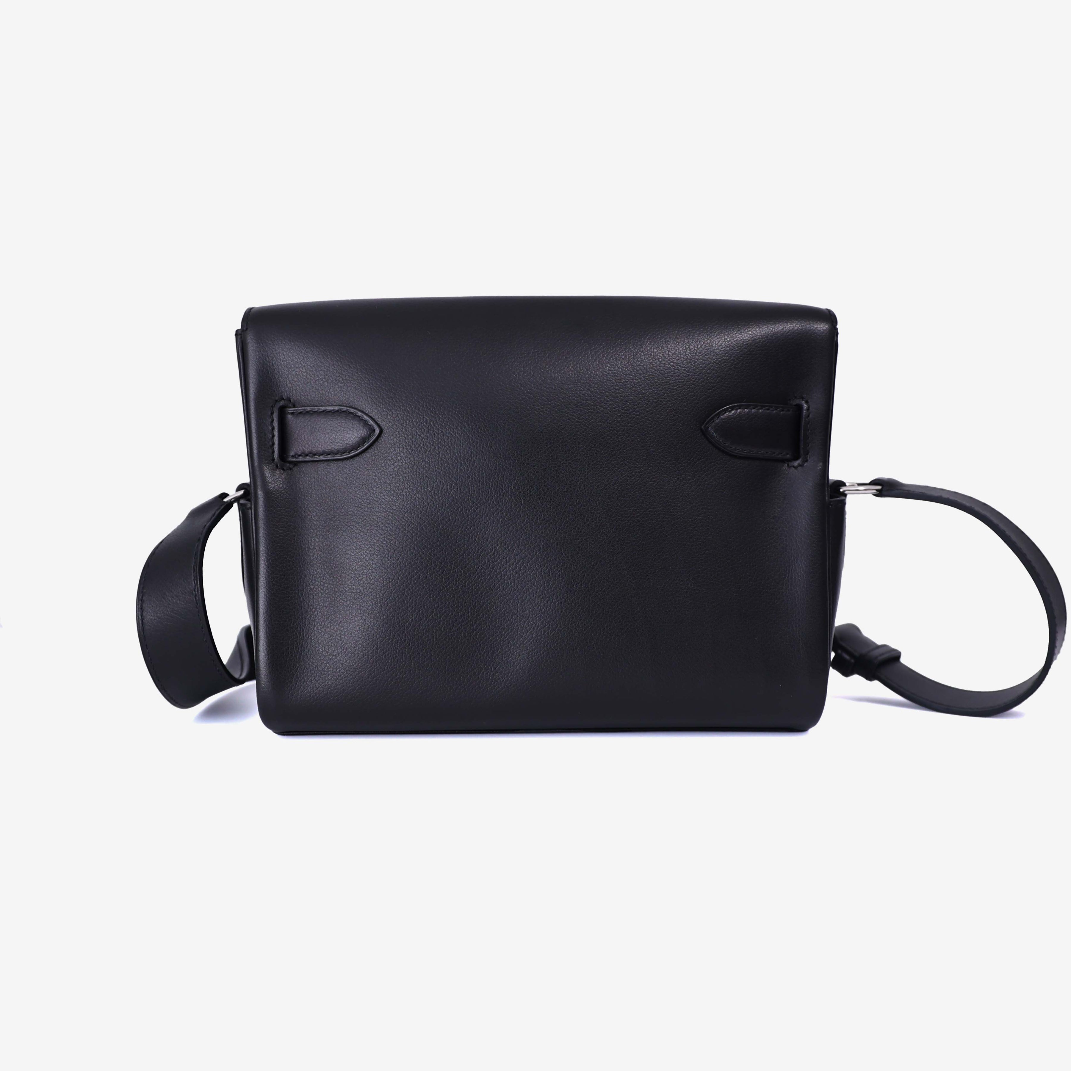 Hermès Kelly Messenger in Noir Evergrain Leather with Palladium Hardware back view