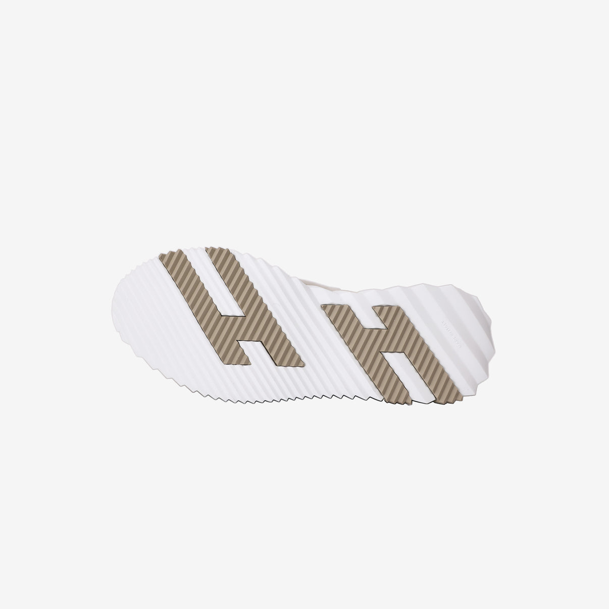 Hermes shoesHermès Bouncing Sneakers in Beige Calfskin and Suede Goatskin bottom view