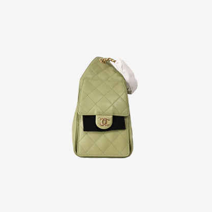 Chanel 25 Hobo Bag Small in Green Caviar Leather with Gold Hardware