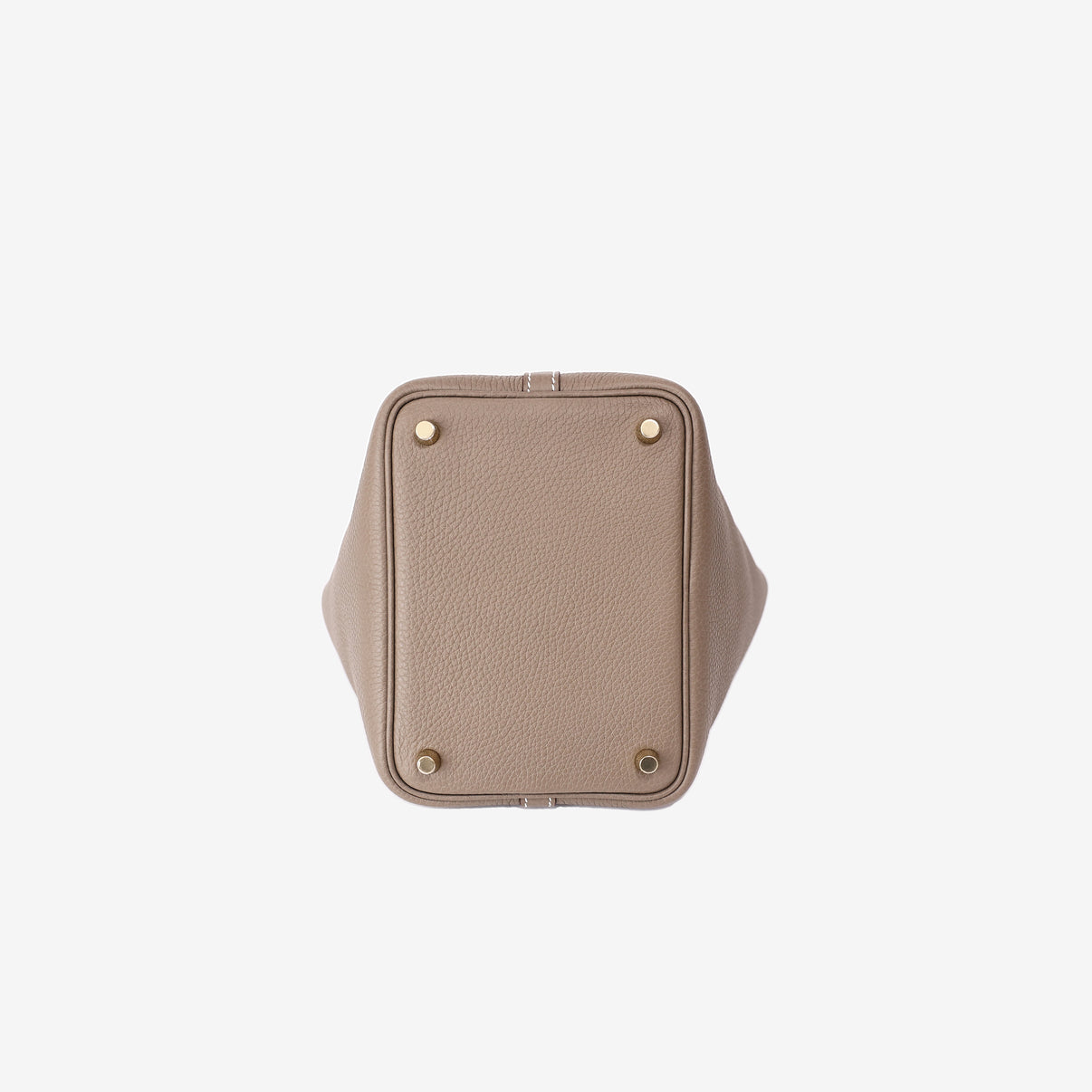 Hermès Picotin 18 in Étoupe Clemence Leather with Gold Hardware bottom view