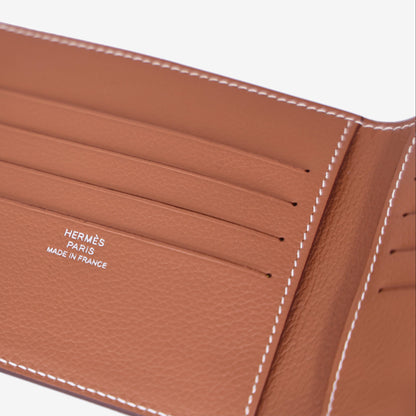 Hermès Citizen Twill Compact Card Holder in Gold Evercolor Calfskin Leather detail view