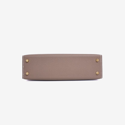 Hermès Mini Kelly 20 in Etoupe Epsom Leather in Gold Hardware bottom view