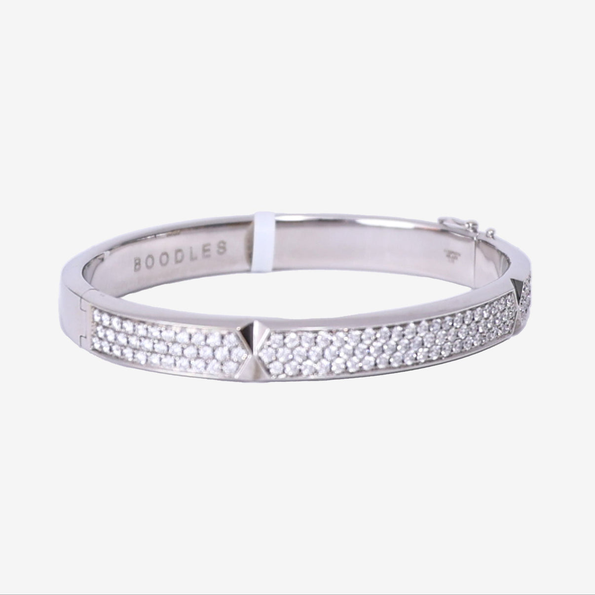 Boodles Pavé Diamond Bangle Bracelet in White Gold with Diamond detail view