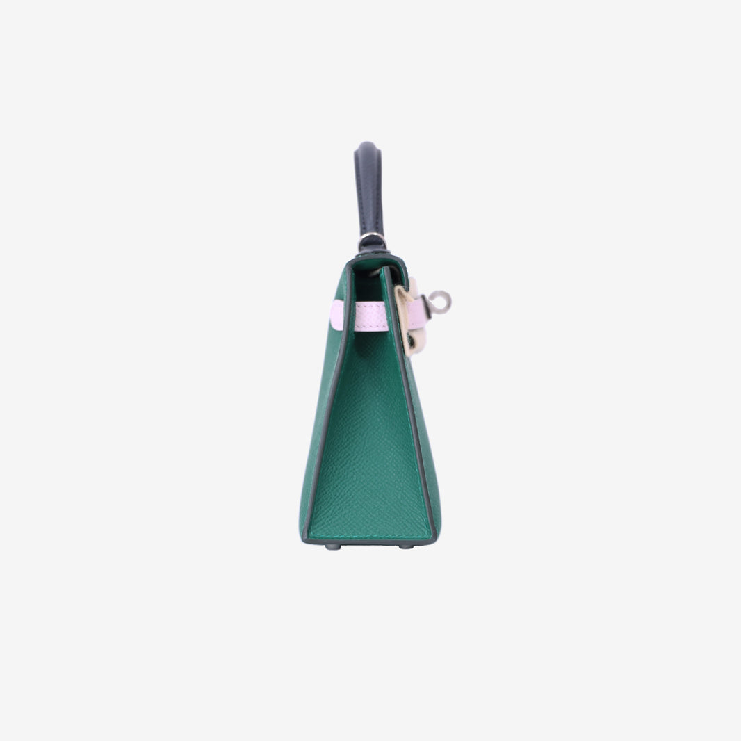 Hermès Mini Kelly 20 in Vert Moyen/Mauve Pale Epsom Leather with Palladium Hardware side view