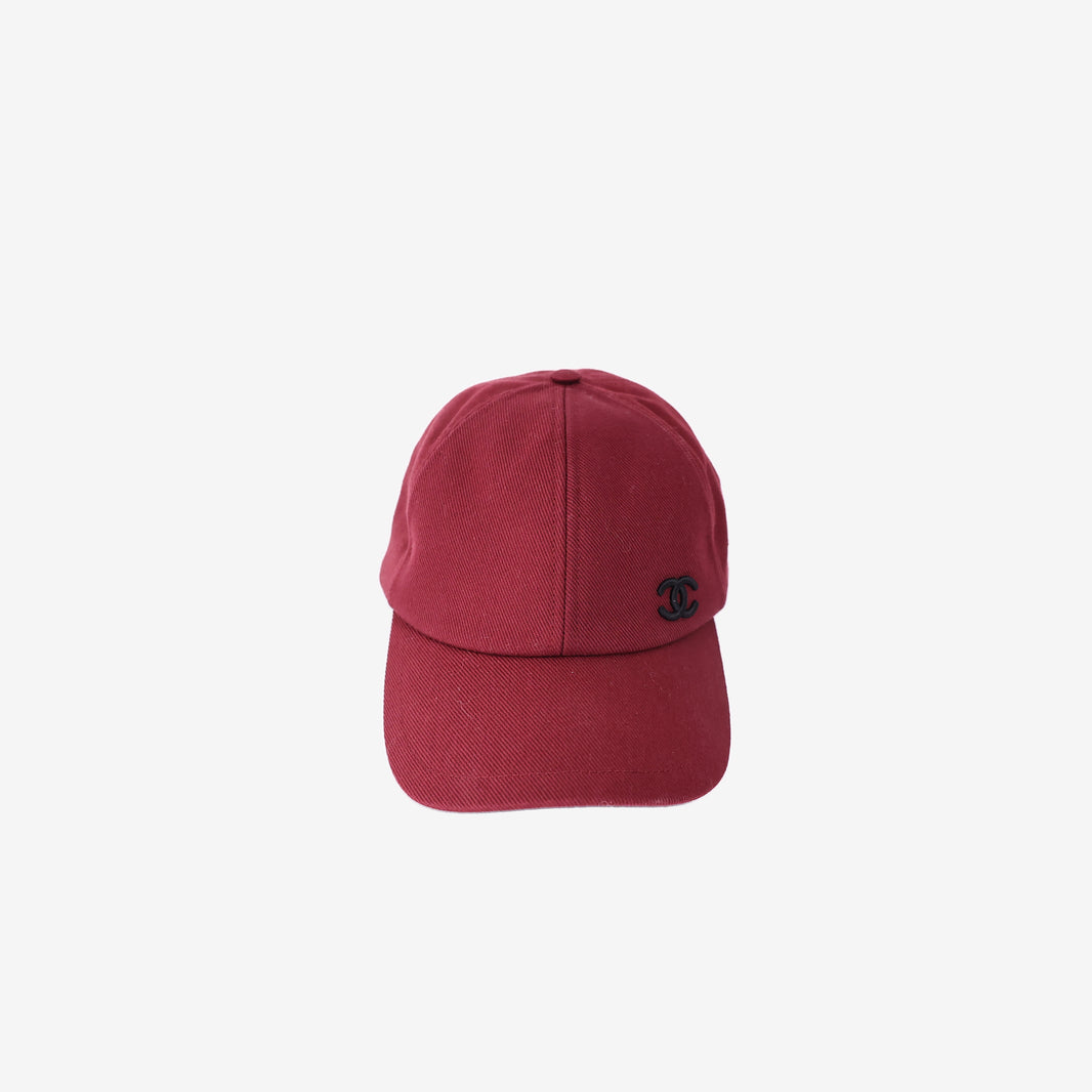 Chanel 26S Hat in Red Cotton with Black CC Logo