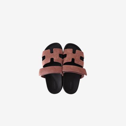 Hermès Chypre Sandals in Rose Antique Suede (Size 37.5)