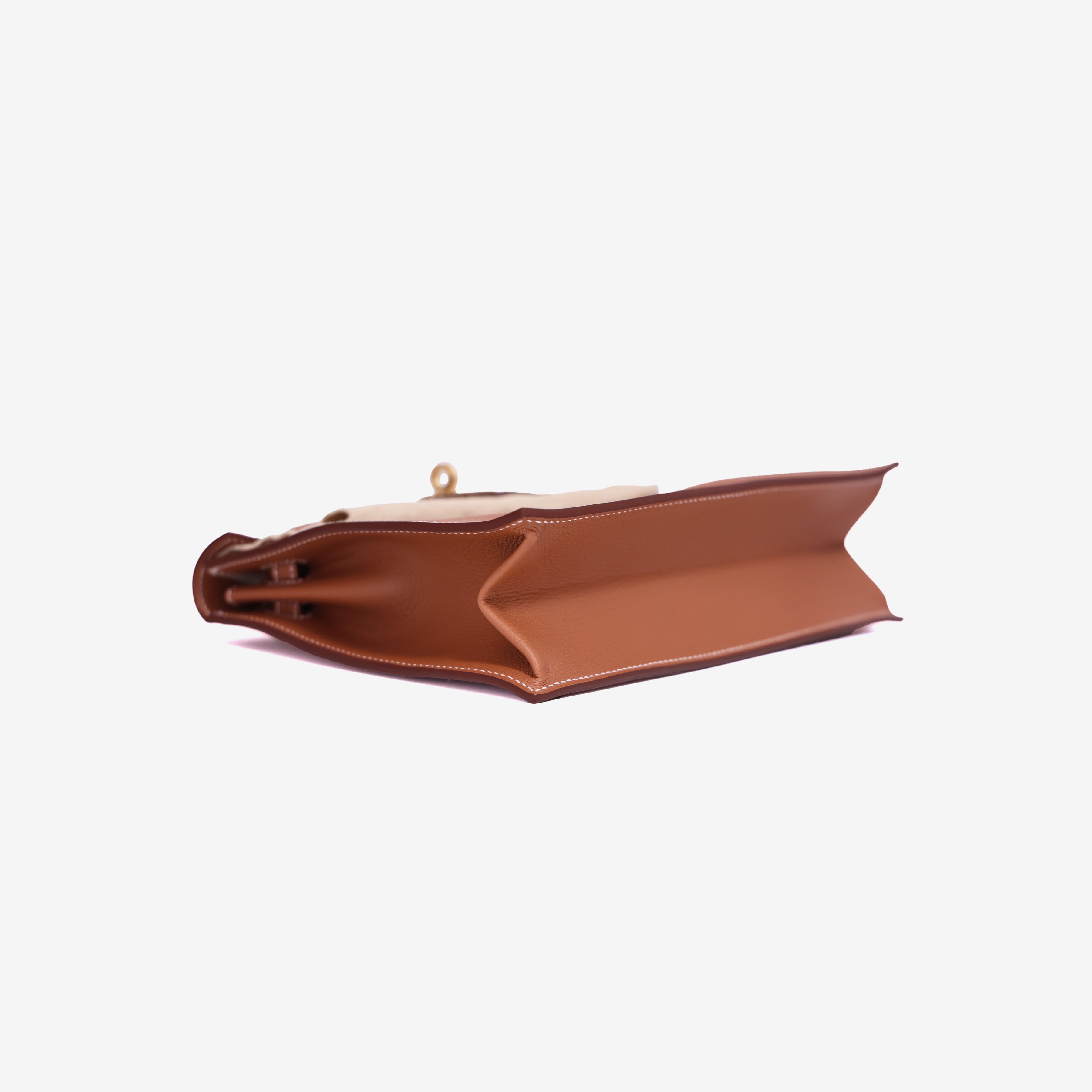 Hermès Kelly Danse in Gold Evercolor Leather with Gold Hardware bottom side view