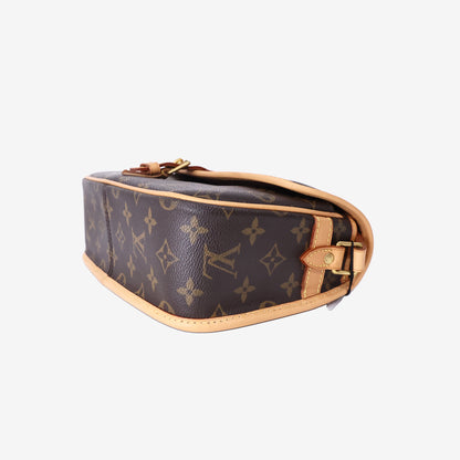 Louis Vuitton Sologne Shoulder Bag in Monogram Coated Canvas with Vachetta Leather and Gold Hardware