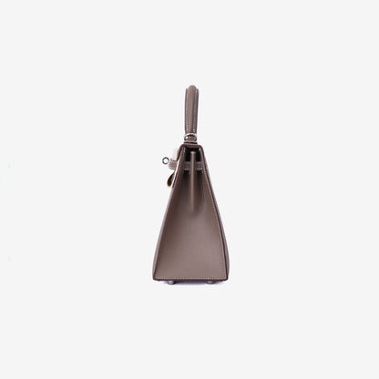 Hermès Kelly 25 in Etoupe Epsom Leather with Palladium Hardware side view