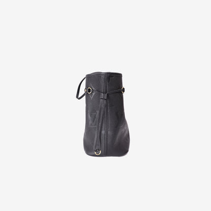 Louis Vuitton Neverfull MM in Black Leather with Gold Hardware