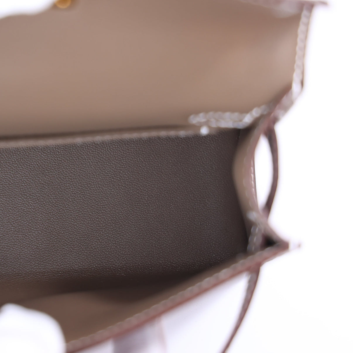 Hermès Mini Kelly 20 in Etoupe Epsom Leather in Gold Hardware interior view