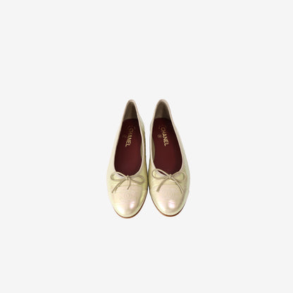 Chanel 26K Ballet Flats in Iridescent Gold Leather (Size 38.5)